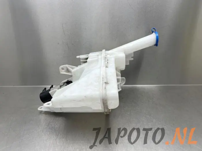 Front windscreen washer reservoir Toyota Aygo