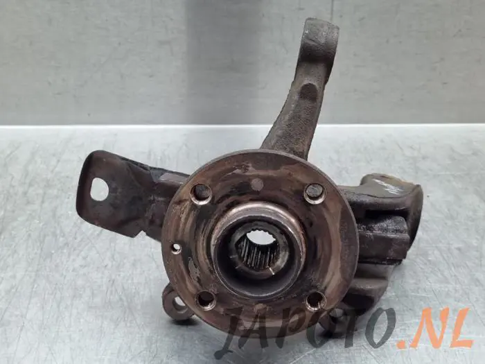 Front wheel hub Toyota Aygo