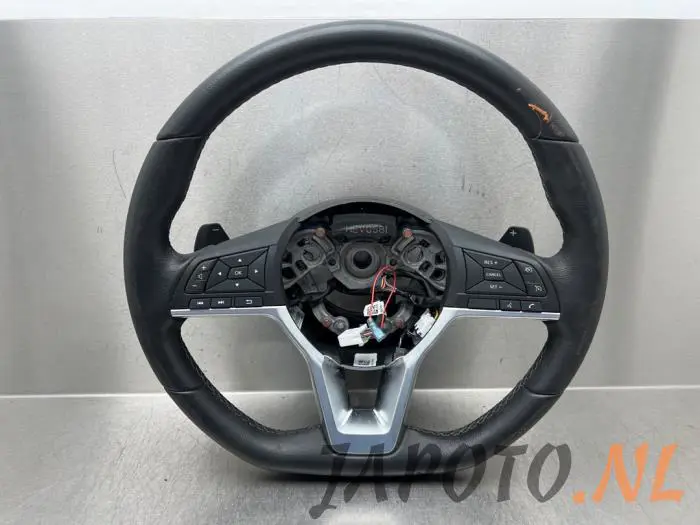 Steering wheel Nissan Juke