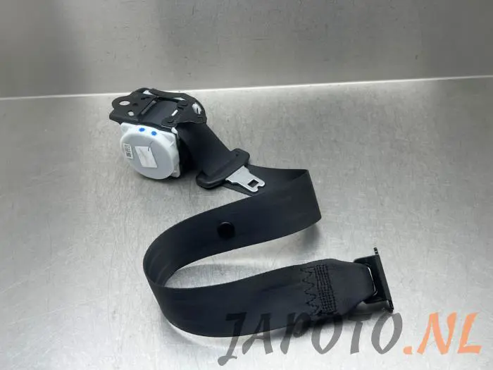 Rear seatbelt, centre Mazda CX-5