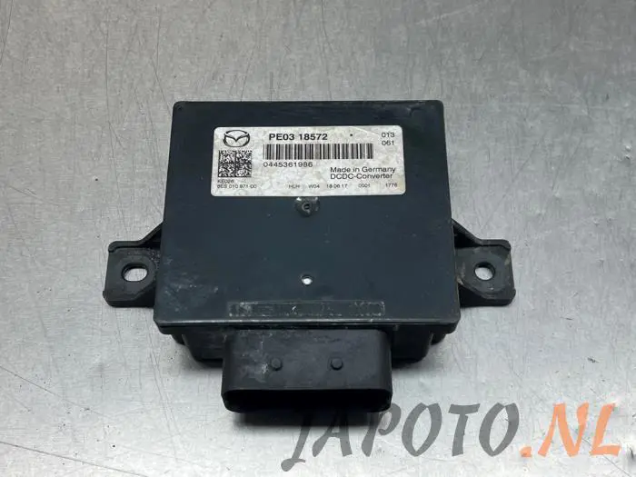 DC/CD converter Mazda CX-5