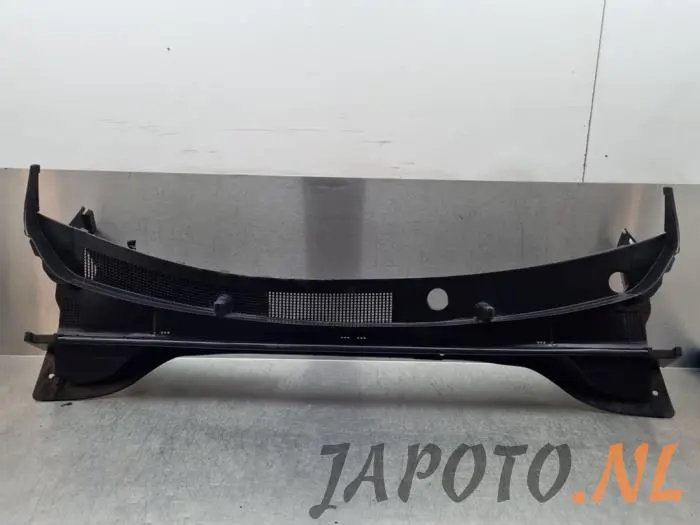 Cowl top grille Kia Niro