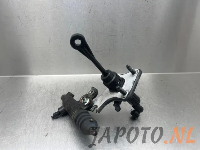 Clutch slave cylinder Kia Rio