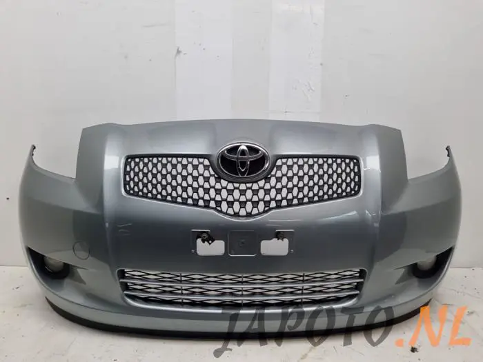 Front bumper Toyota Yaris