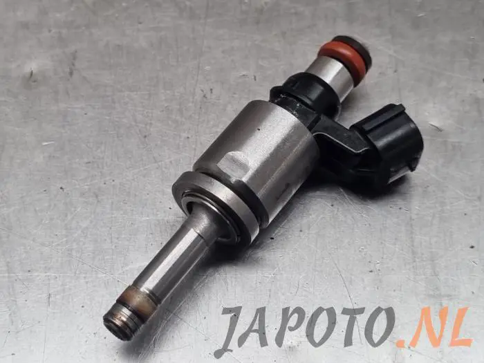 Injector (petrol injection) Mazda CX-5