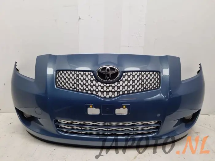 Front bumper Toyota Yaris