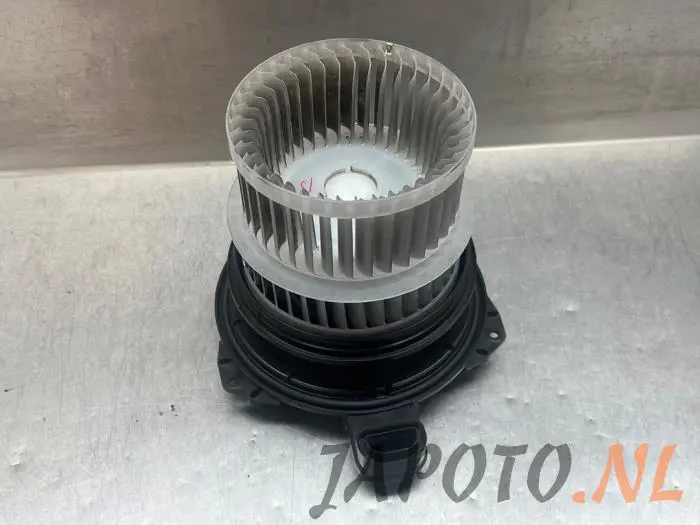 Heating and ventilation fan motor Toyota Corolla