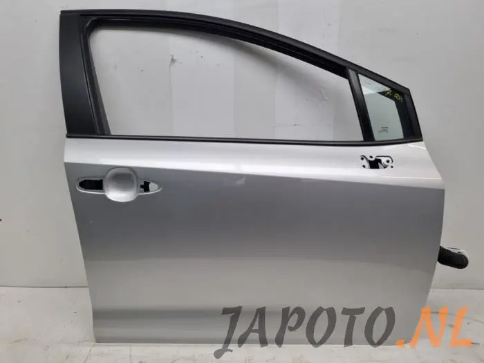 Front door 4-door, right Toyota Corolla