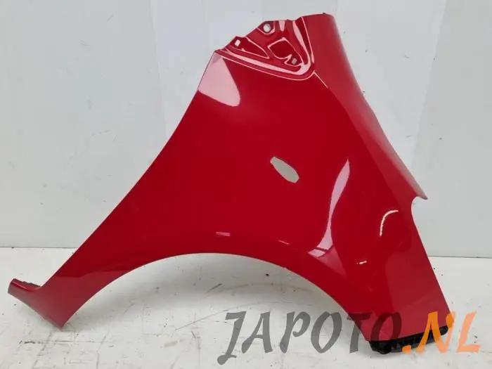 Front wing, right Toyota Yaris