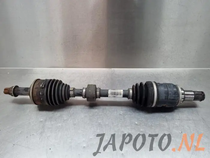 Front drive shaft, left Toyota Auris