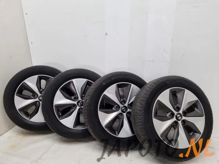 Set of wheels + tyres Hyundai Ioniq