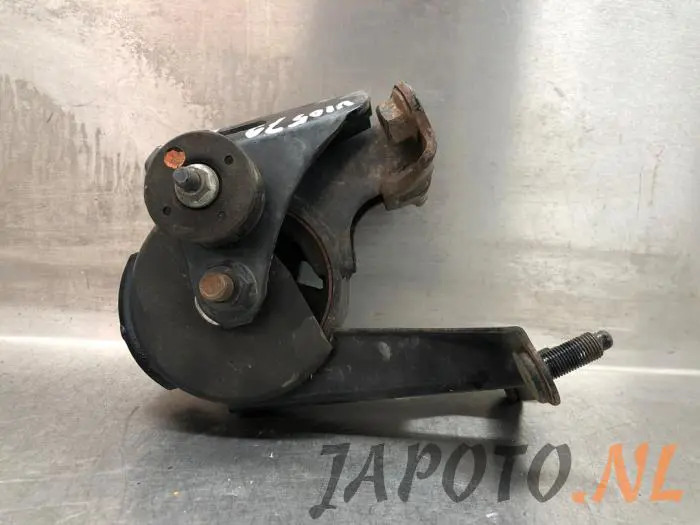 Gearbox mount Toyota Auris