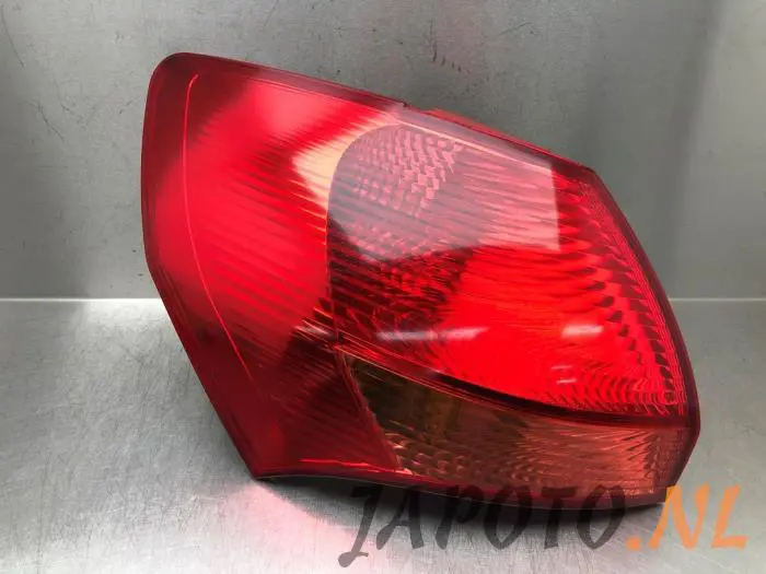 Taillight, left Kia Venga