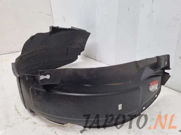 Inner wheel arch Kia Venga