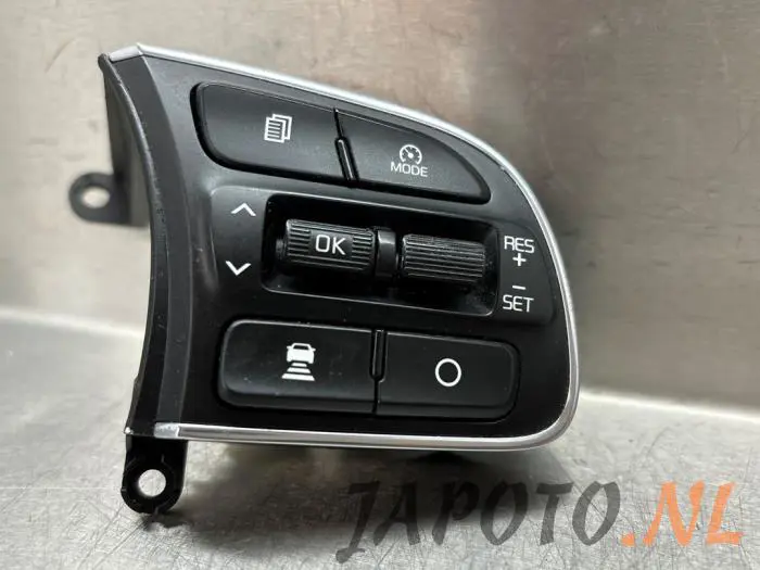 Steering wheel switch Kia Niro