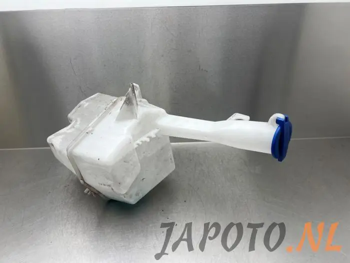 Front windscreen washer reservoir Kia Niro