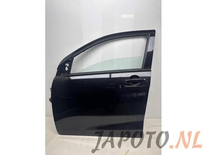 Door 4-door, front left Suzuki Celerio