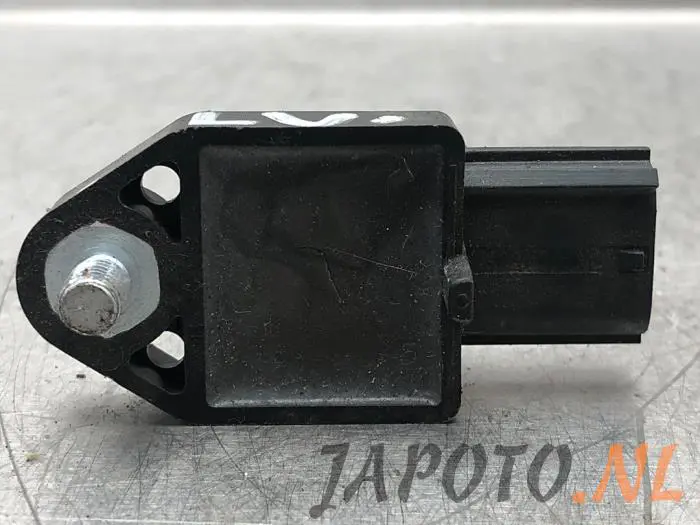 Airbag sensor Toyota Avensis