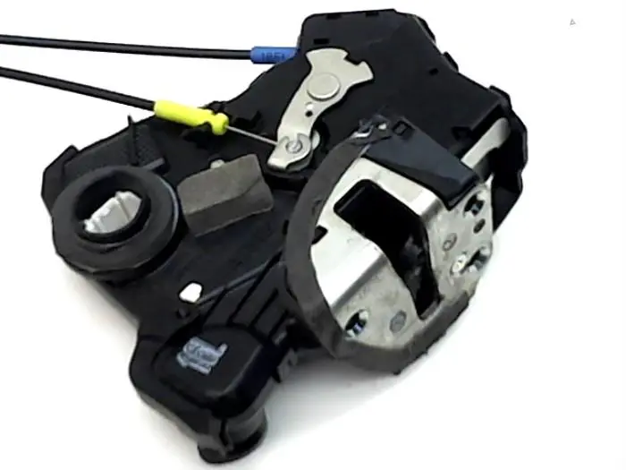 Door lock mechanism 4-door, front left Toyota Avensis