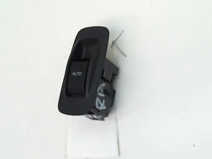 Electric window switch Toyota Corolla Verso