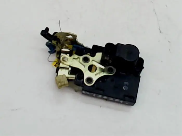 Rear door lock mechanism 4-door, left Daewoo Lacetti