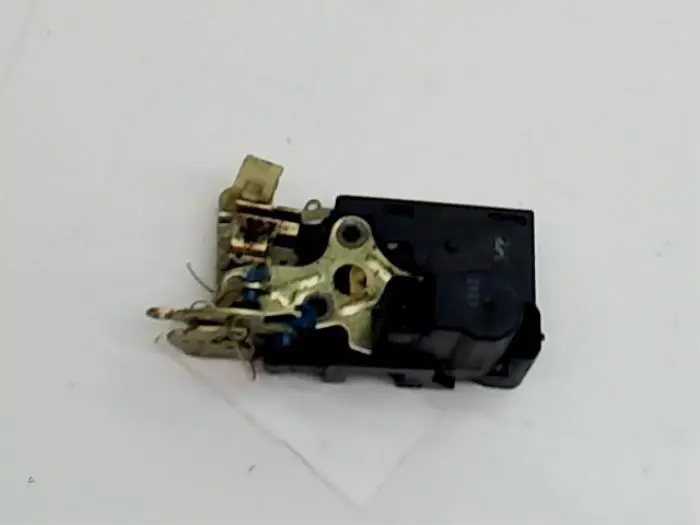 Front door lock mechanism 4-door, right Daewoo Lacetti