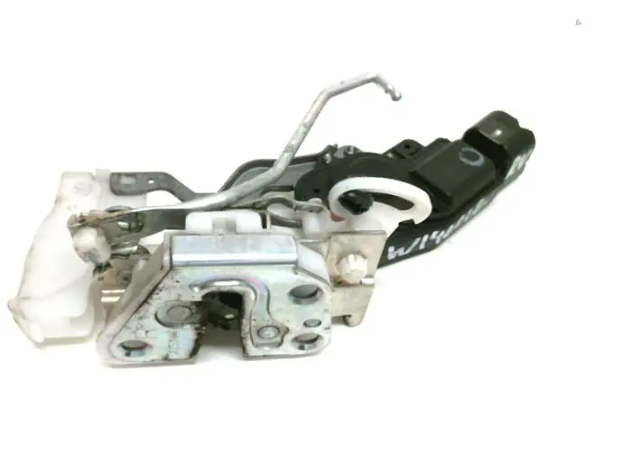 Front door lock mechanism 4-door, right Toyota Aygo