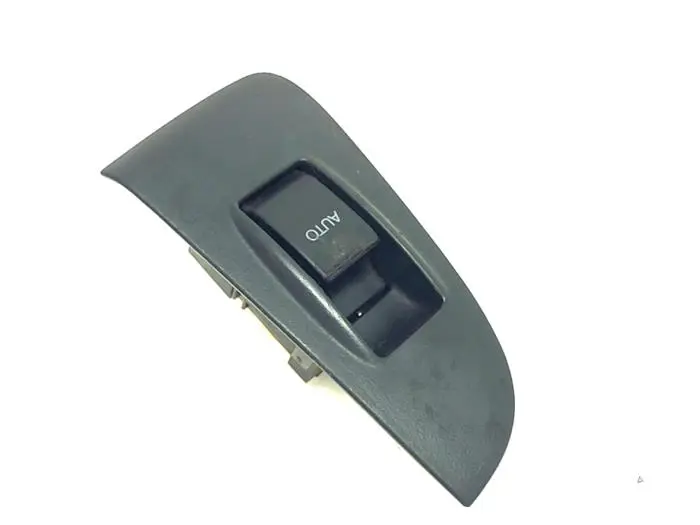 Electric window switch Toyota Avensis