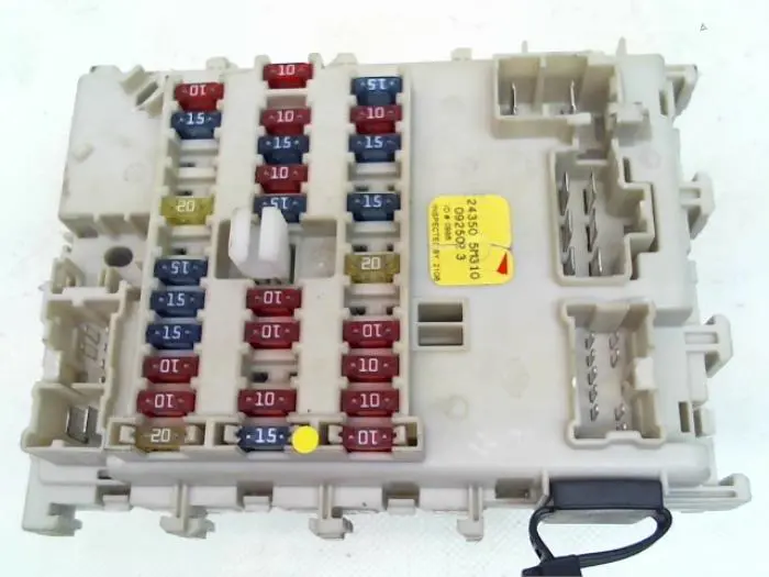 Fuse box Nissan Almera