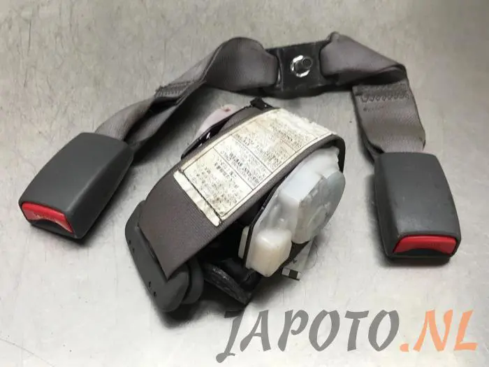 Rear seatbelt, left Mazda 323F