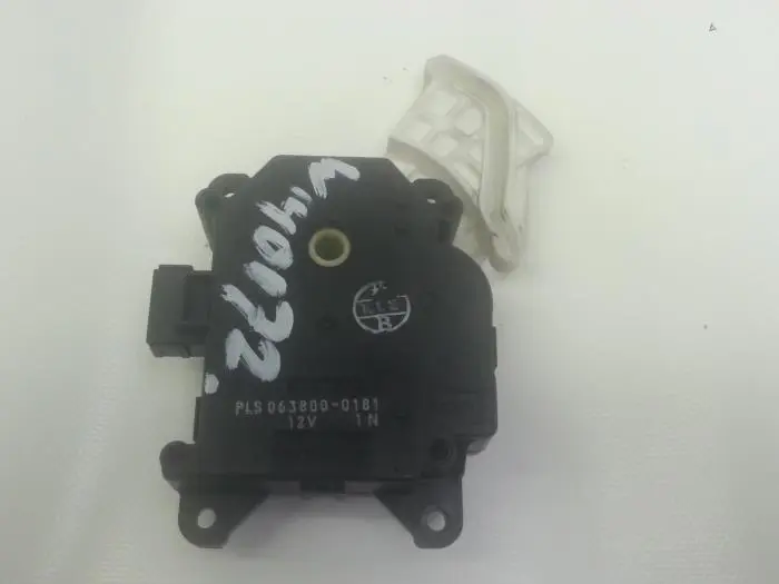 Heater valve motor Toyota Rav-4