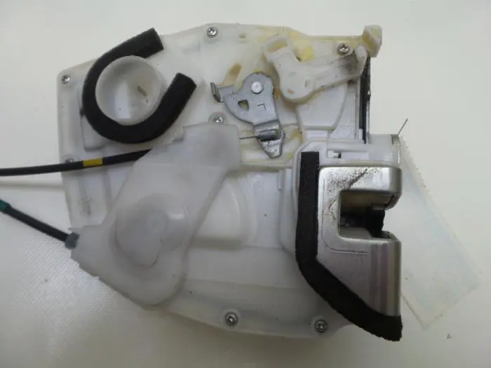 Rear door lock mechanism 4-door, left Suzuki Swift