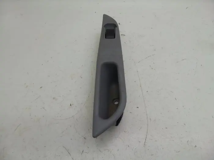 Electric window switch Nissan Almera Tino