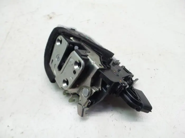 Rear door lock mechanism 4-door, left Nissan Micra