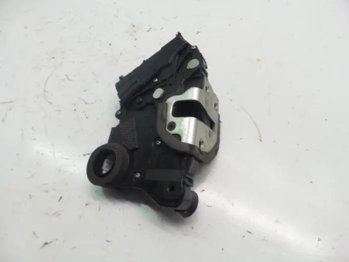 Door lock mechanism 4-door, front left Toyota Yaris