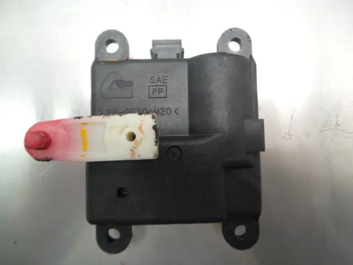 Heater valve motor Nissan Qashqai