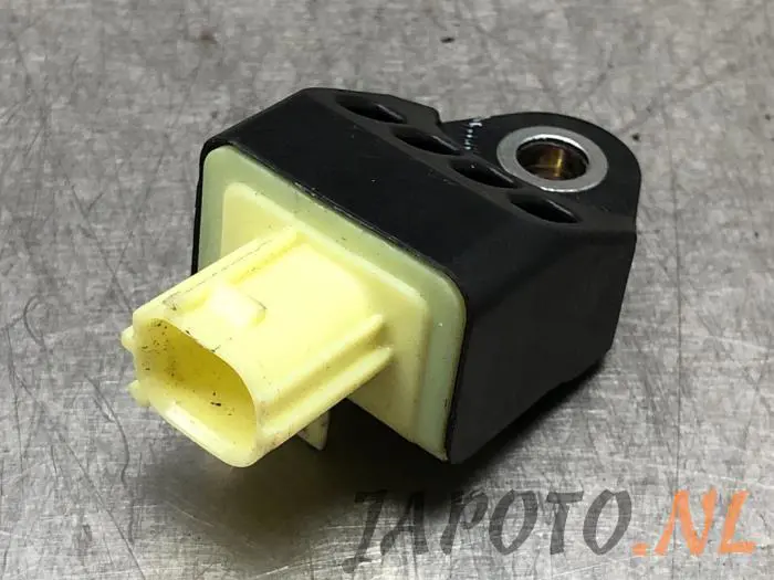 Airbag sensor Toyota IQ