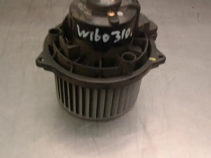 Heating and ventilation fan motor Suzuki Alto