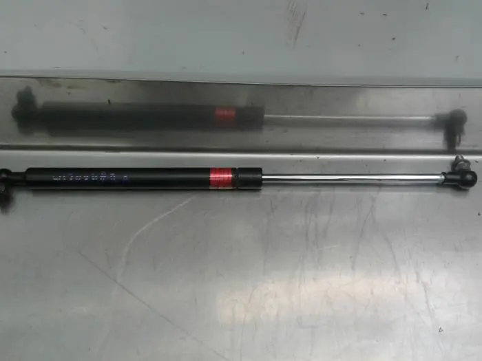 Rear gas strut, right Daihatsu Sirion