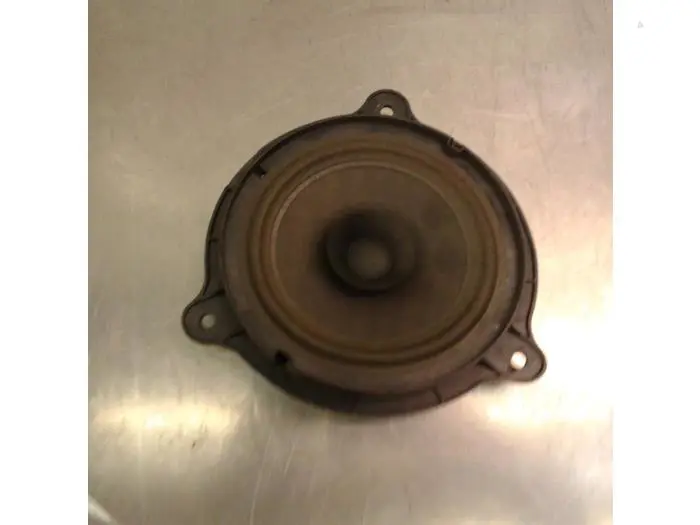 Speaker Nissan Note