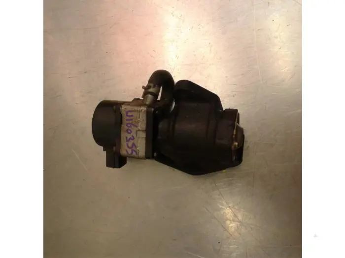 EGR valve Nissan Almera Tino