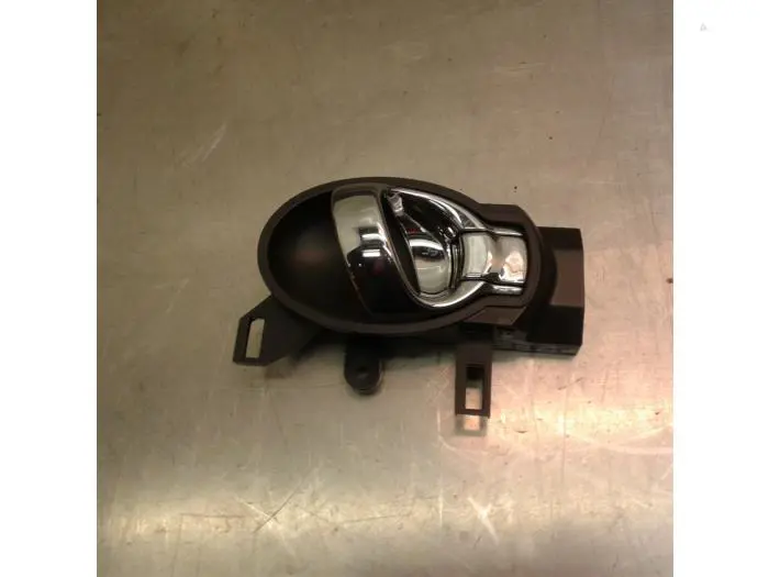 Front door handle 4-door, right Nissan Micra