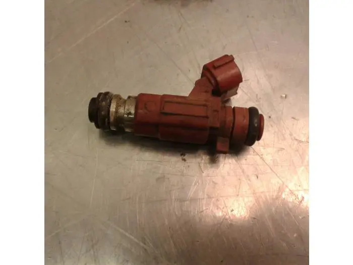 Injector (petrol injection) Nissan Almera