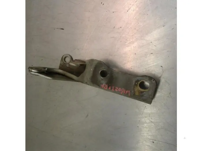 Bonnet Hinge Hyundai Tucson