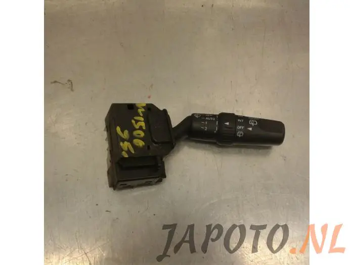 Wiper switch Mazda 5.