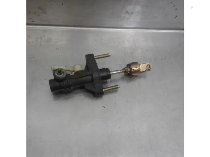 Clutch master cylinder Toyota Yaris