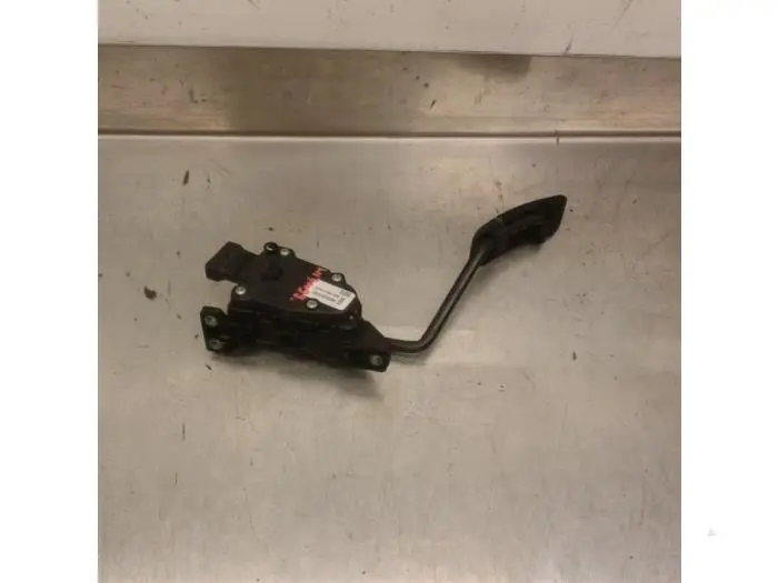 Accelerator pedal Suzuki Swift