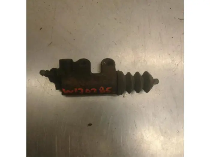 Clutch slave cylinder Toyota Corolla