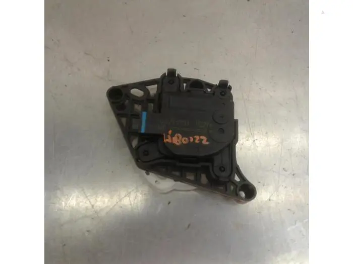 Heater valve motor Kia Rio