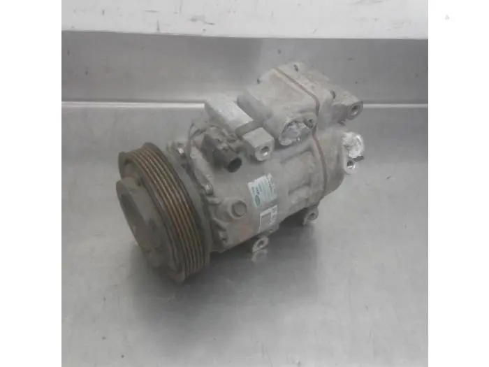 Air conditioning pump Kia Cee'D